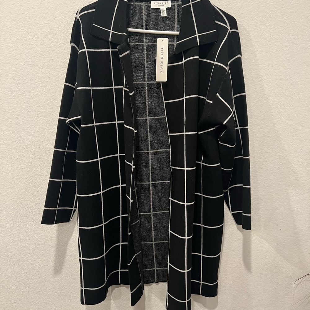 Black and White Grid Pattern Coat Size L by Rio & Rian